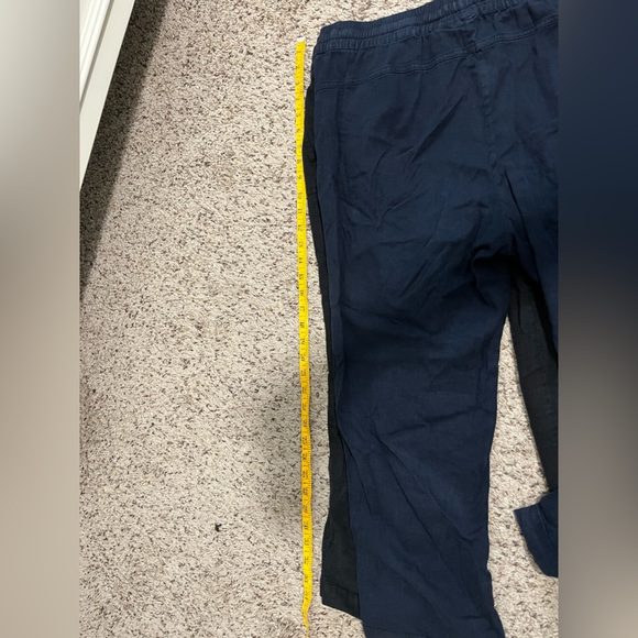 Bundle of two linen cropped pants - Picture 11 of 13